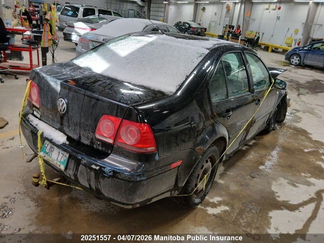 20251557 :رقم المزاد ، 3VWTK49MX9M635013 vin ، 2009 Volkswagen Jetta City مزاد بيع