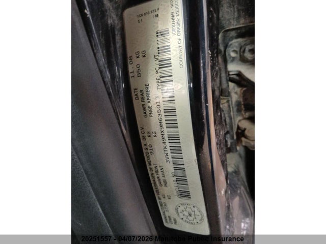20251557 :رقم المزاد ، 3VWTK49MX9M635013 vin ، 2009 Volkswagen Jetta City مزاد بيع