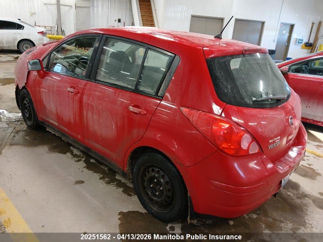 20251562 :رقم المزاد ، 3N1BC13E19L352701 vin ، 2009 Nissan Versa 1.8 Sl مزاد بيع