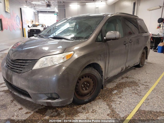 Aukcja sprzedaży 2011 Toyota Sienna Le V6, vin: 5TDZK3DC7BS136567, numer aukcji: 20251598