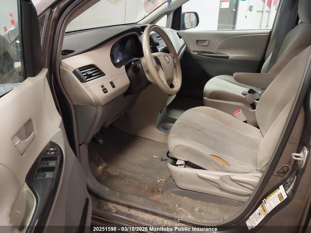 Aukcja sprzedaży 2011 Toyota Sienna Le V6, vin: 5TDZK3DC7BS136567, numer aukcji: 20251598