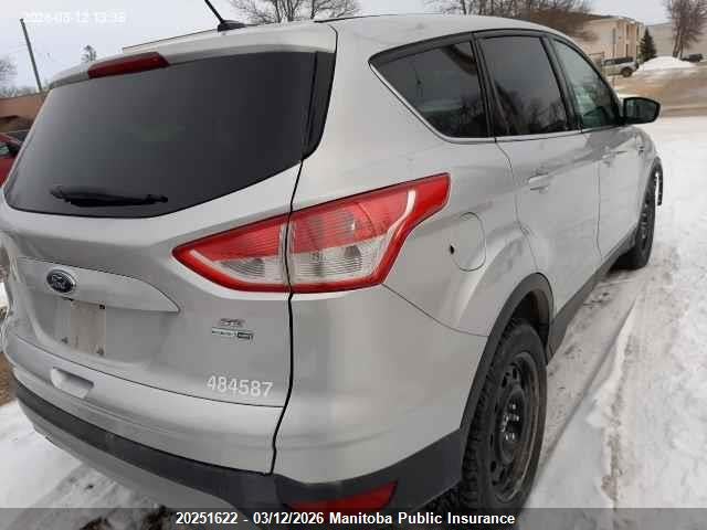 1FMCU9GX4FUB43054 Ford ESCAPE SE