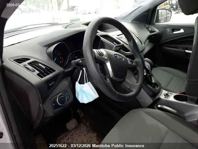 1FMCU9GX4FUB43054 Ford ESCAPE SE