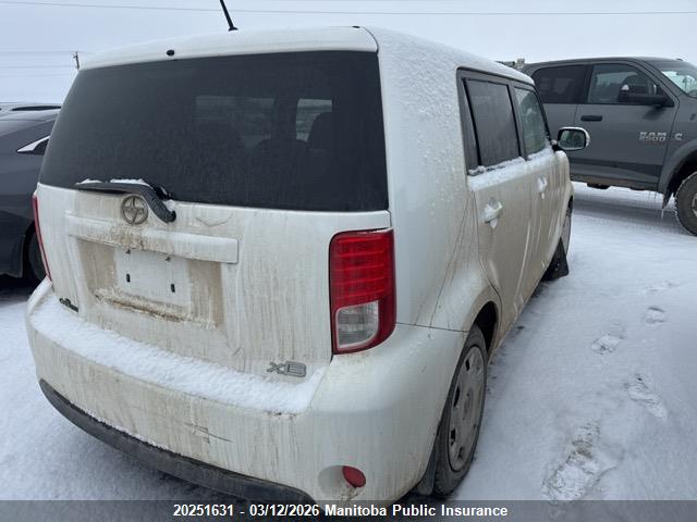 Scion XB 2014 JTLZE4FEXEJ055497 Image 4