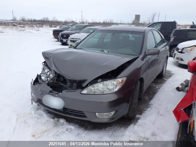 2006 Toyota Camry Xle V6 მანქანა იყიდება აუქციონზე, vin: 4T1BF30K26U631064, აუქციონის ნომერი: 20251645
