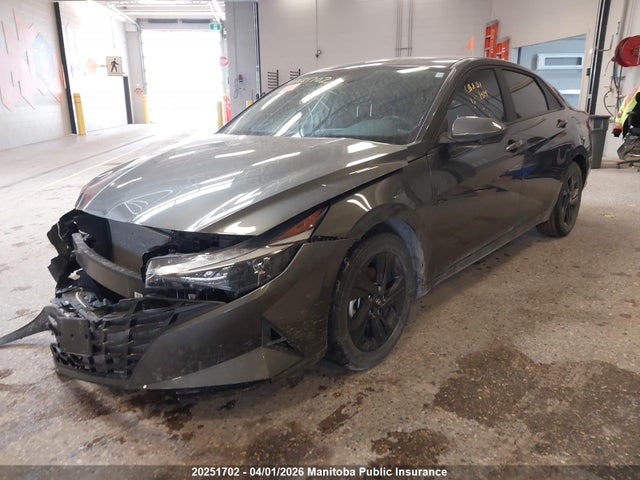 20251702 :رقم المزاد ، KMHLM4AG1PU532067 vin ، 2023 Hyundai Elantra Preferred مزاد بيع