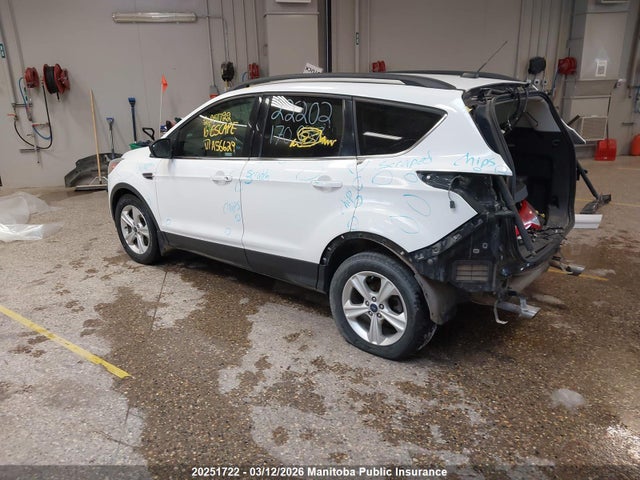 1FMCU9GX8GUA56629 Ford ESCAPE SE