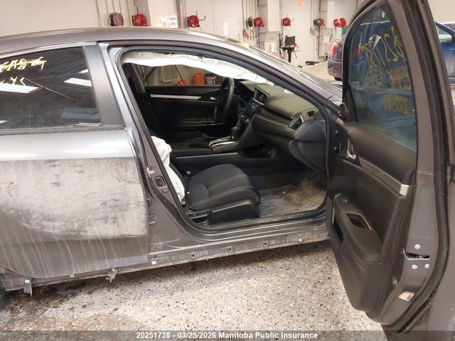 Продаж на аукціоні авто 2016 Honda Civic Lx, vin: 2HGFC2F52GH000301, номер лоту: 20251738