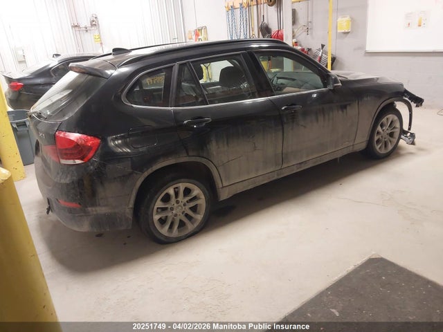 WBAVL1C55FVY38477 BMW X1 28i