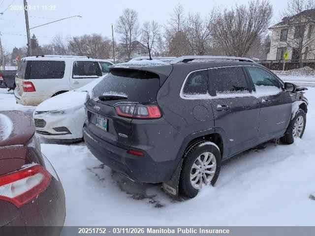 1C4PJMCX0KD274709 Jeep Cherokee North