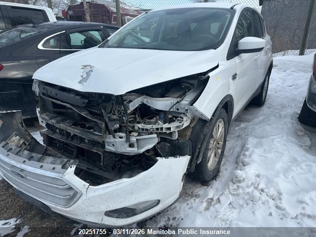 1FMCU9GD4HUE57912 Ford ESCAPE SE