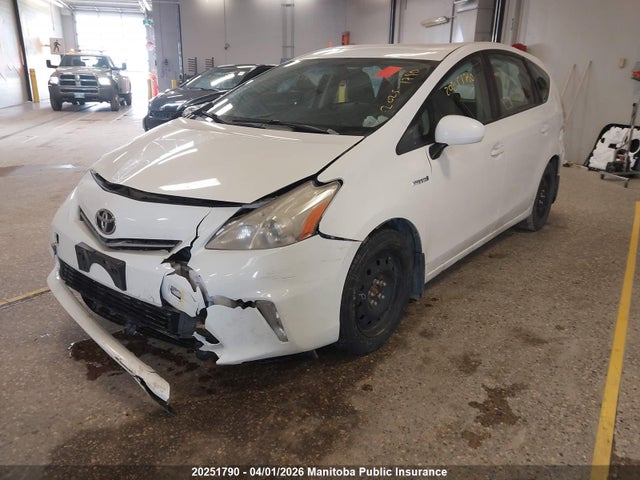 20251790 :رقم المزاد ، JTDZN3EU0C3058103 vin ، 2012 Toyota Prius V مزاد بيع