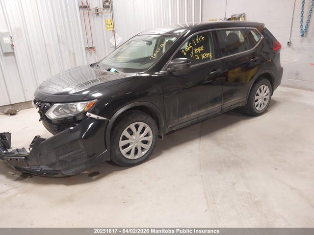 20251817 :رقم المزاد ، 5N1AT2MV8HC763998 vin ، 2017 Nissan Rogue S مزاد بيع