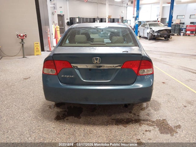20251818 :رقم المزاد ، 2HGFA1E27AH014922 vin ، 2010 Honda Civic Dx مزاد بيع