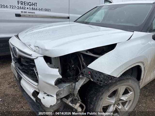 2022 Toyota Highlander Le Hybrid მანქანა იყიდება აუქციონზე, vin: 5TDBBRCH1NS561305, აუქციონის ნომერი: 20251855