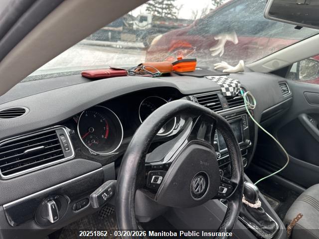 Продажа на аукционе авто 2017 Volkswagen Jetta 1.4 Tsi, vin: 3VWDB7AJ8HM324640, номер лота: 20251862