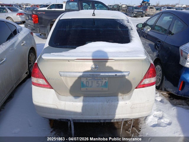 2007 Nissan Versa 1.8 S მანქანა იყიდება აუქციონზე, vin: 3N1BC11EX7L435947, აუქციონის ნომერი: 20251863