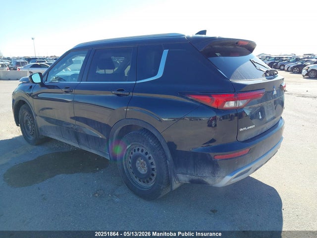JA4J4VA88RZ604571 Mitsubishi Outlander Le