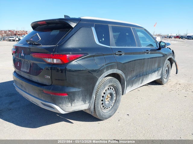 JA4J4VA88RZ604571 Mitsubishi Outlander Le