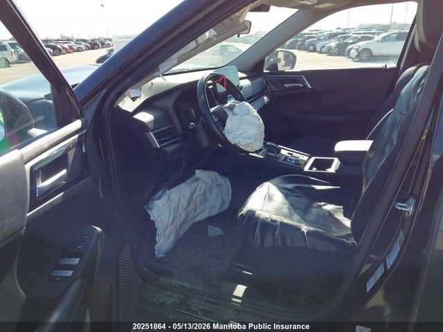 JA4J4VA88RZ604571 Mitsubishi Outlander Le