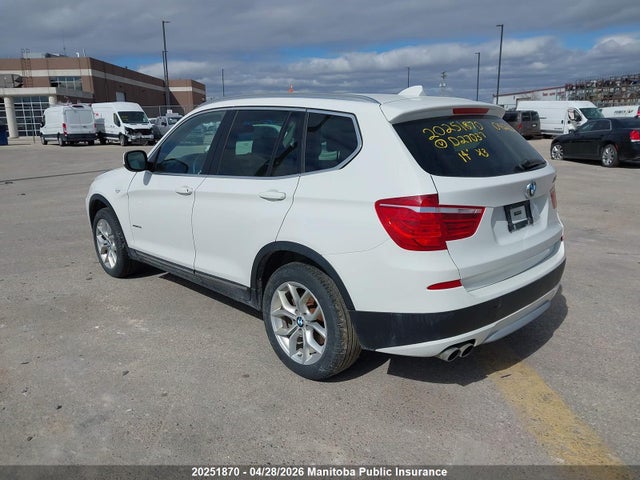 5UXWX9C59E0D27037 BMW X3 28I