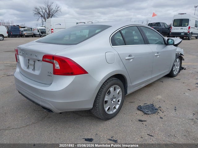 YV1902FH7E2282806 Volvo S60 T6