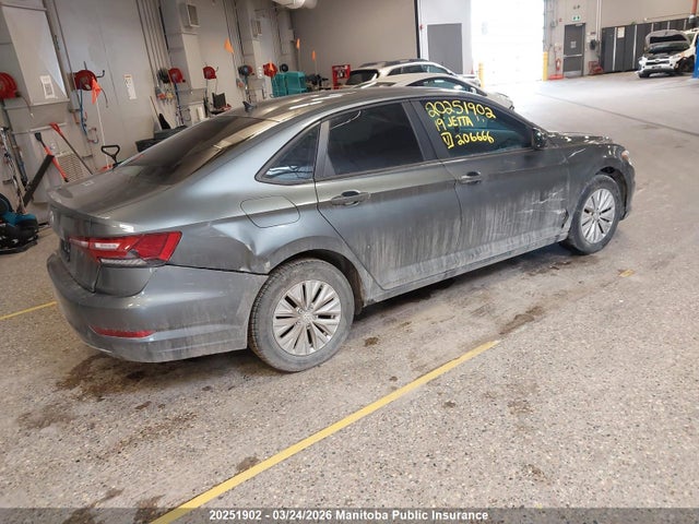 3VWC57BU2KM206666 Volkswagen Jetta 1.4 Tsi