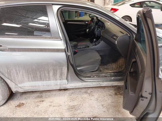 3VWC57BU2KM206666 Volkswagen Jetta 1.4 Tsi