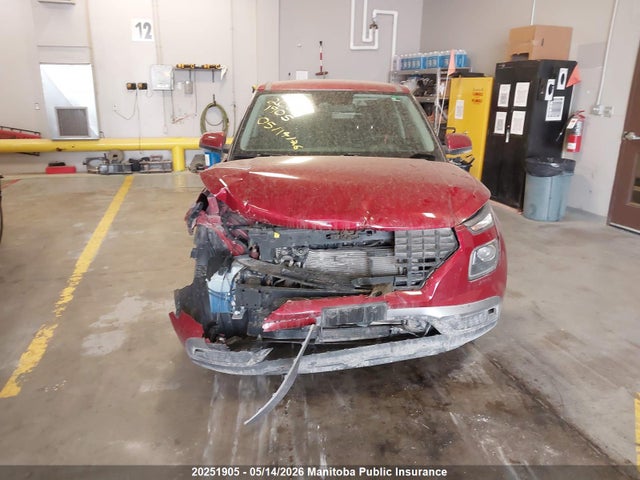 KMHRB8A37SU364674 Hyundai Venue Essential