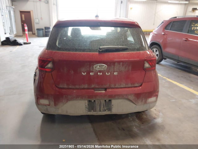 KMHRB8A37SU364674 Hyundai Venue Essential