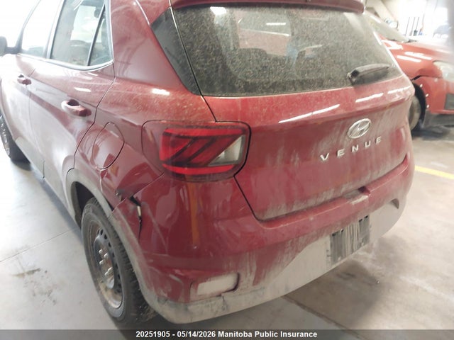 KMHRB8A37SU364674 Hyundai Venue Essential