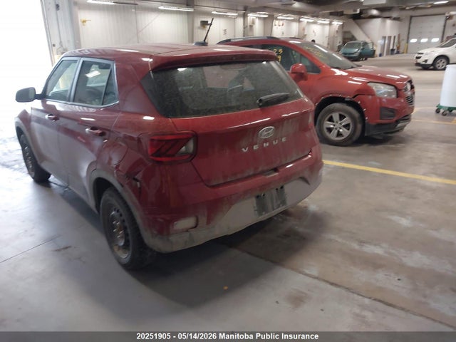 KMHRB8A37SU364674 Hyundai Venue Essential