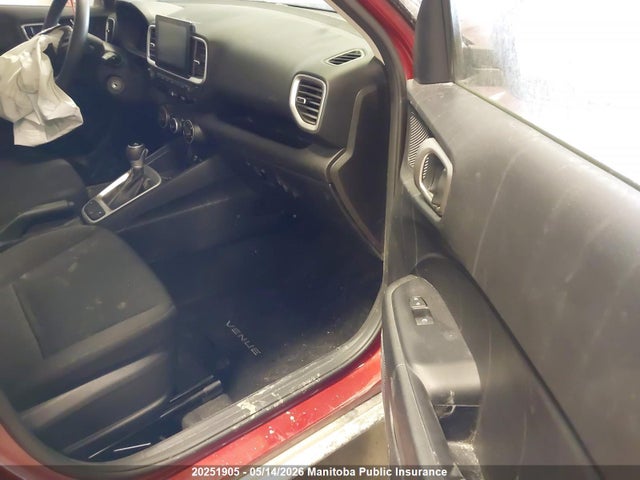 KMHRB8A37SU364674 Hyundai Venue Essential