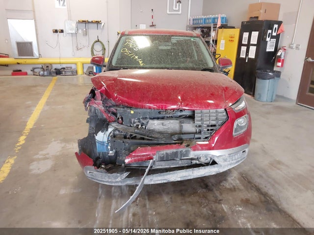 KMHRB8A37SU364674 Hyundai Venue Essential