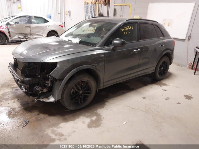 20251920 :رقم المزاد ، WA1FECF33P1033460 vin ، 2023 Audi Q3 Technik 45 2.0 Tfsi مزاد بيع