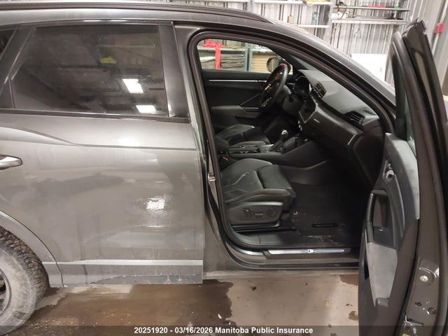 20251920 :رقم المزاد ، WA1FECF33P1033460 vin ، 2023 Audi Q3 Technik 45 2.0 Tfsi مزاد بيع