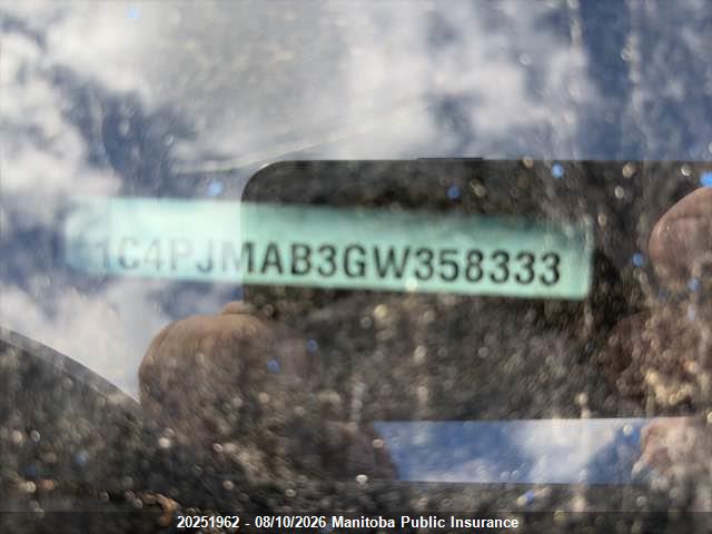 1C4PJMAB3GW358333 Jeep Cherokee Sport