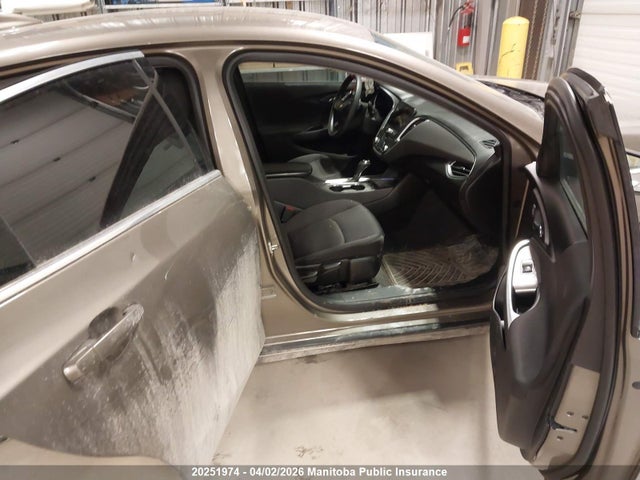 1G1ZD5STXLF083821 Chevrolet MALIBU LT