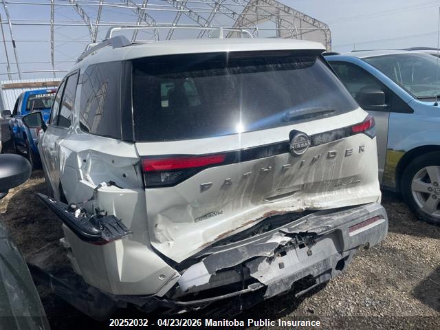 5N1DR3CE9NC203230 Nissan Pathfinder Sl