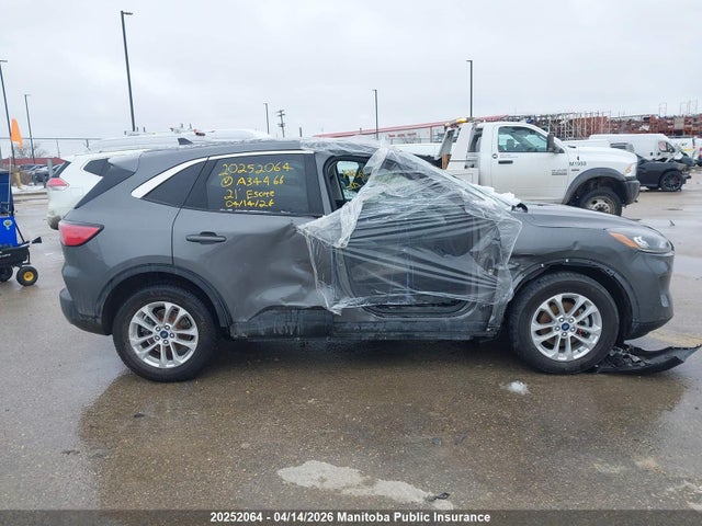 1FMCU9BZ0MUA34466 Ford Escape Se Hybrid