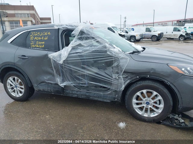 1FMCU9BZ0MUA34466 Ford Escape Se Hybrid