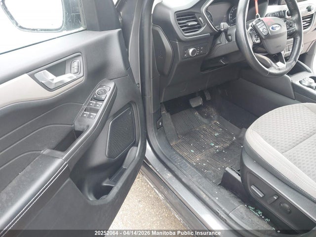1FMCU9BZ0MUA34466 Ford Escape Se Hybrid