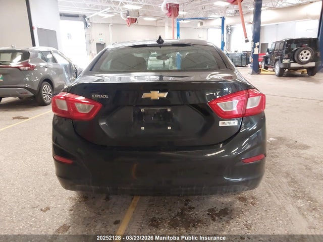 1G1BE5SM8H7143703 Chevrolet Cruze Lt Turbo
