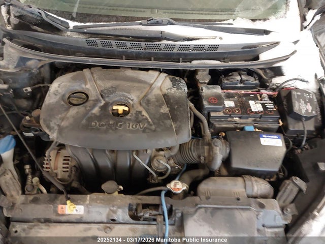 KMHDH4AE1FU307637 Hyundai ELANTRA SE