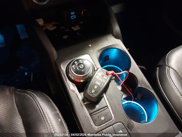 20252138 :رقم المزاد ، 1FMCU9DZ5LUC60014 vin ، 2020 Ford Escape Titanium Hybrid مزاد بيع