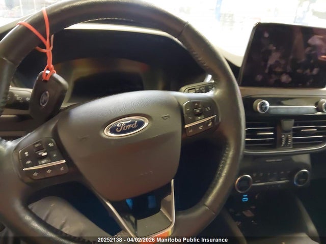 20252138 :رقم المزاد ، 1FMCU9DZ5LUC60014 vin ، 2020 Ford Escape Titanium Hybrid مزاد بيع