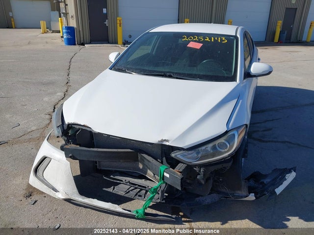 Продаж на аукціоні авто 2018 Hyundai Elantra Gl, vin: KMHD84LF8JU633076, номер лоту: 20252143