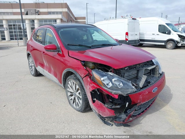 1FMCU9DZ0NUA49726 Ford Escape Titanium Hybrid