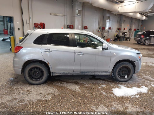 20252185 :رقم المزاد ، JA4AH3AU5BZ600294 vin ، 2011 Mitsubishi Rvr Se مزاد بيع