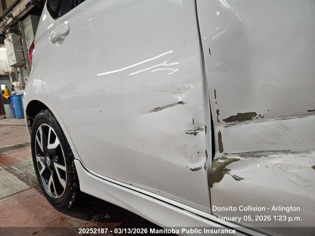 20252187 :رقم المزاد ، 3N1CE2CP4FL392935 vin ، 2015 Nissan Versa Note Sr مزاد بيع
